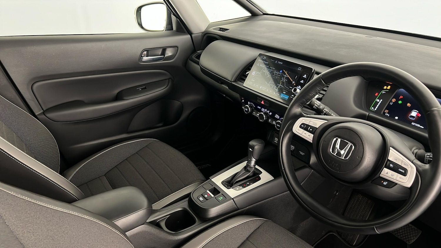 Used Honda Jazz 2023 for sale - 77205744: Photo 32