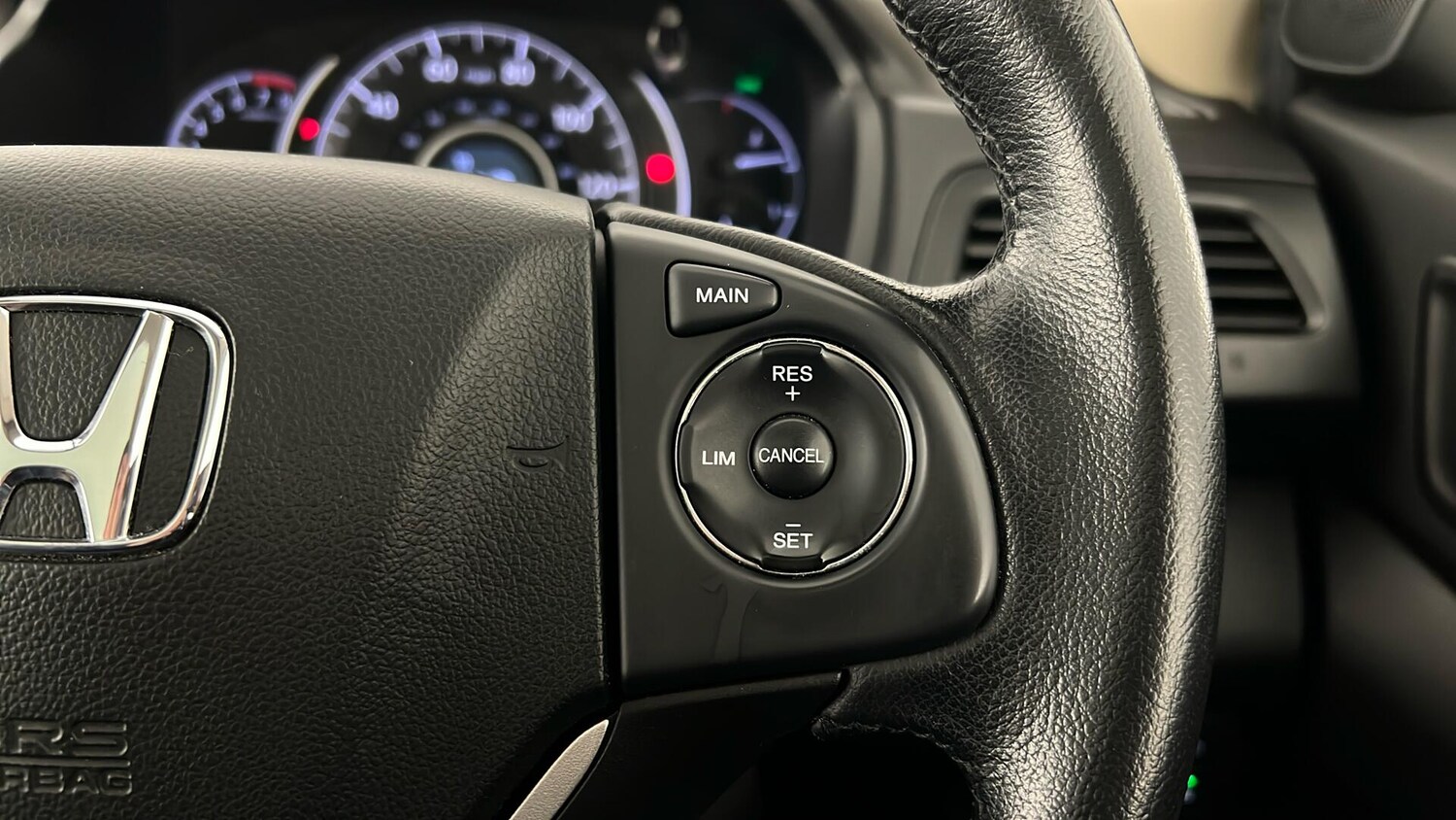 Used Honda CR-V 2017 for sale - 76773227: Photo 18