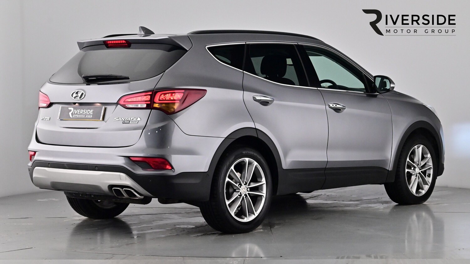 Used Hyundai Santa Fe 2017 for sale - 76552309: Photo 7