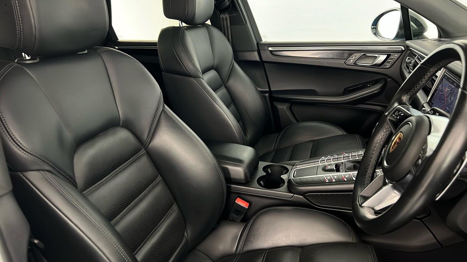 Used Porsche Macan 2019 for sale - 77588431: Photo 41