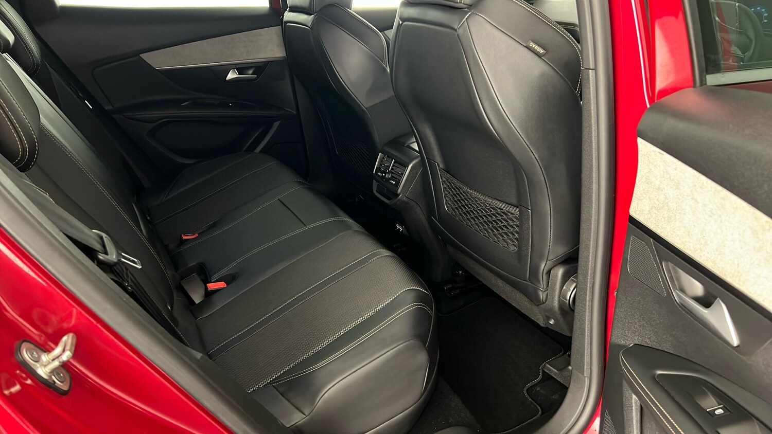 Used Peugeot 3008 2022 for sale - 77698148: Photo 13