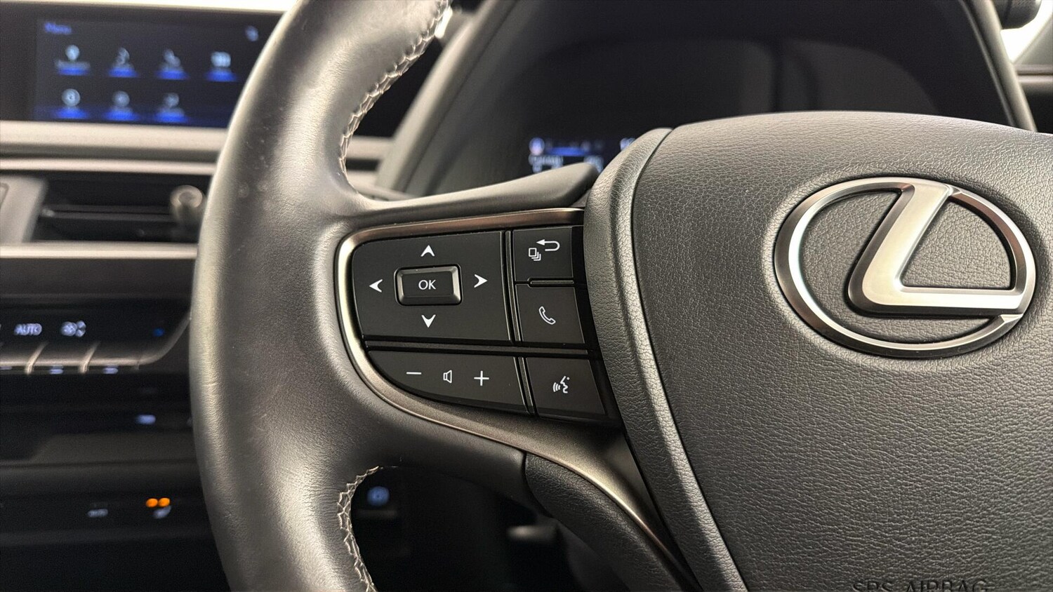 Used Lexus UX 2022 for sale - 78165688: Photo 17