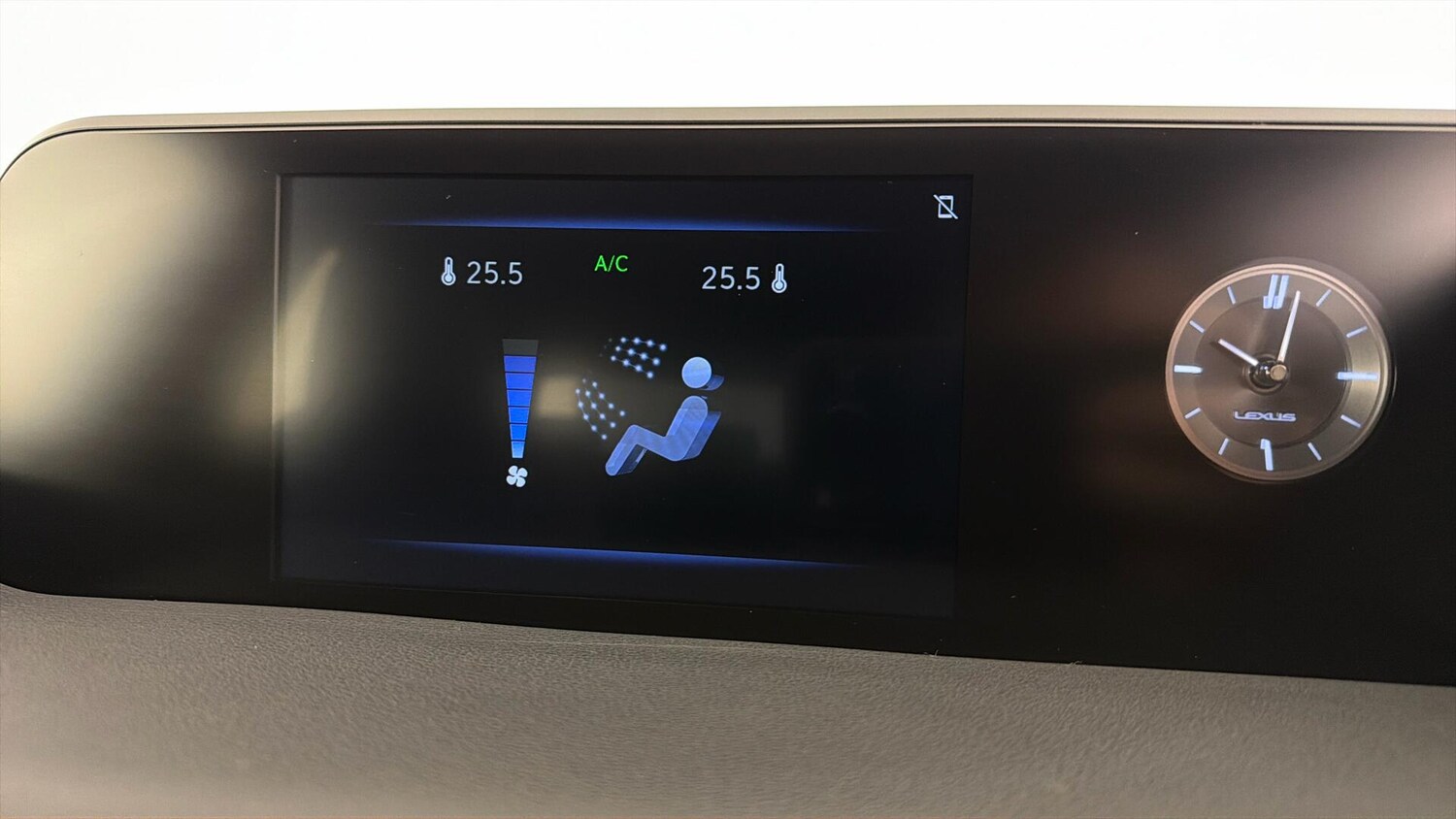 Used Lexus UX 2022 for sale - 78165688: Photo 36