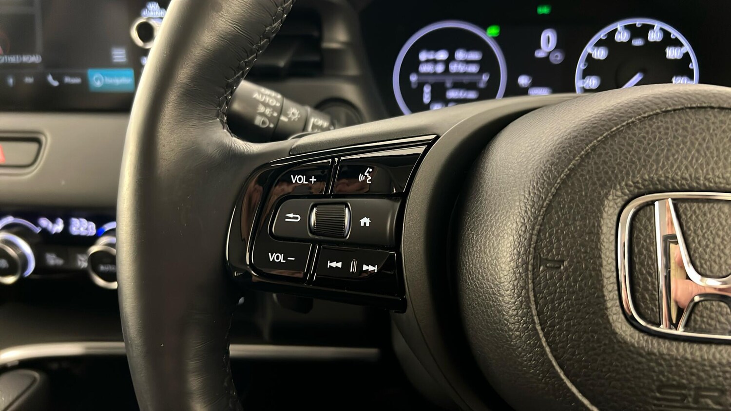 Used Honda HR-V 2022 for sale - 76826803: Photo 30