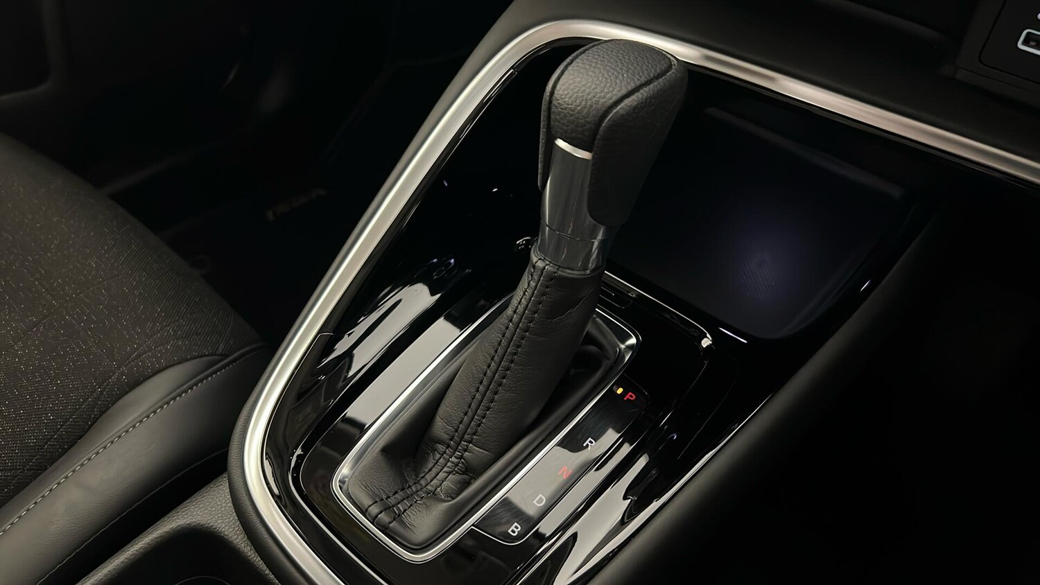 Used Honda HR-V 2022 for sale - 76826803: Photo 32