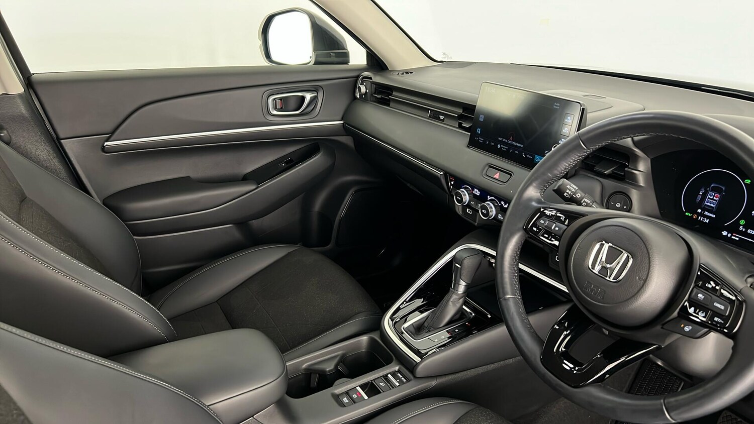 Used Honda HR-V 2022 for sale - 76826803: Photo 45