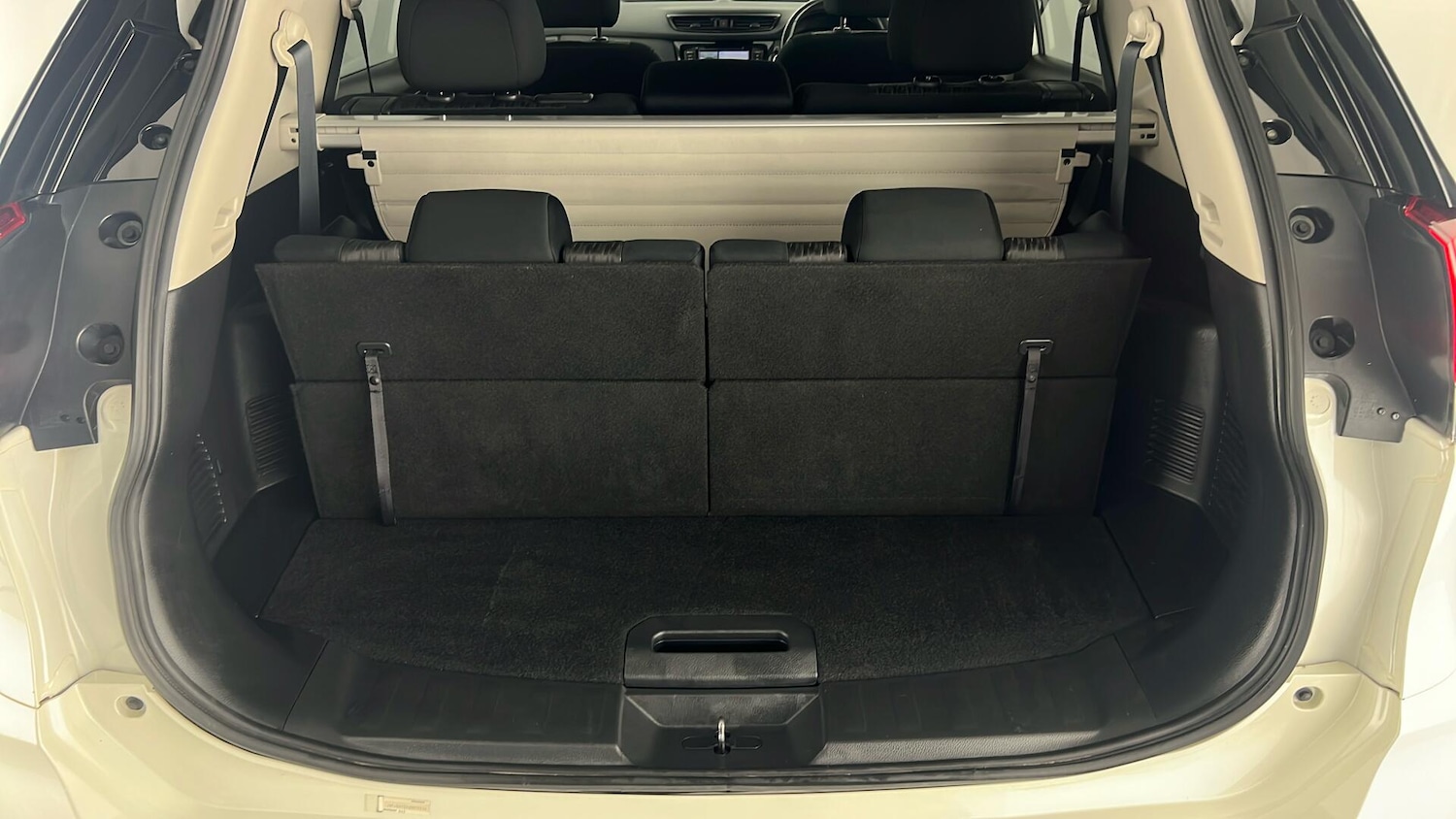 Used Nissan X-Trail 2021 for sale - 76338730: Photo 12