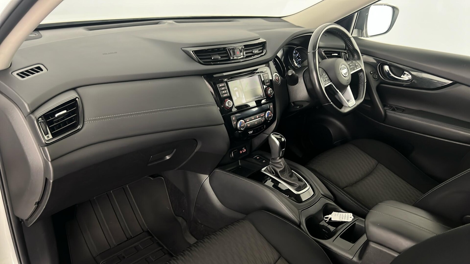 Used Nissan X-Trail 2021 for sale - 76338730: Photo 8