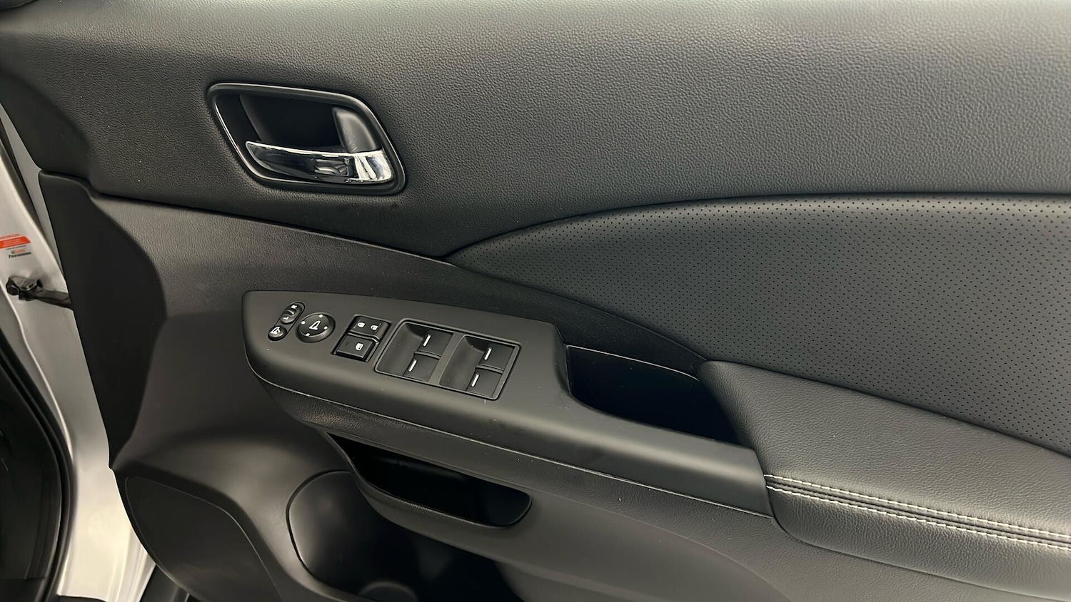 Used Honda CR-V 2016 for sale - 76501445: Photo 31