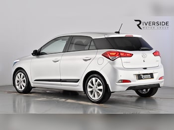 Used Hyundai i20 2017 for sale - 79230032: Photo