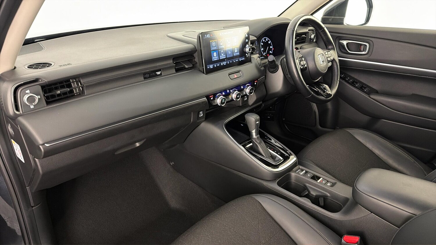 Used Honda HR-V 2023 for sale - 77470875: Photo 8