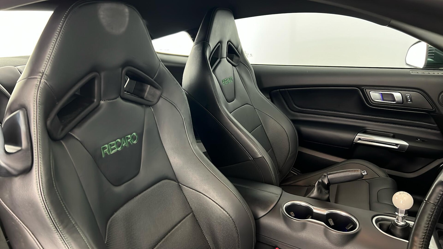 Used Ford Mustang 2020 for sale - 77261587: Photo 32