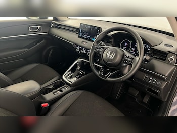 Used Honda HR-V 2023 for sale - 76722160: Photo