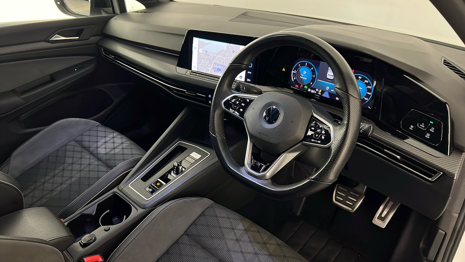 Used Volkswagen Golf 2020 for sale - 76196105: Photo 14