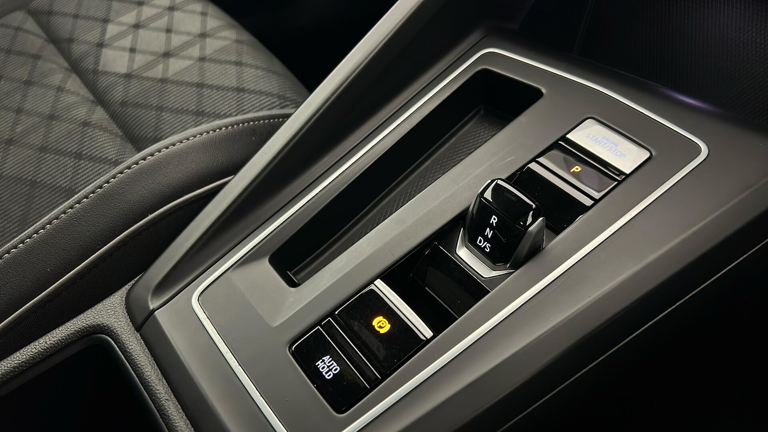 Used Volkswagen Golf 2020 for sale - 76196105: Photo 31