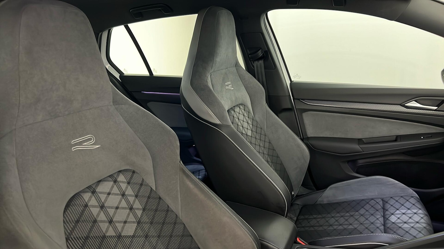 Used Volkswagen Golf 2020 for sale - 76196105: Photo 42