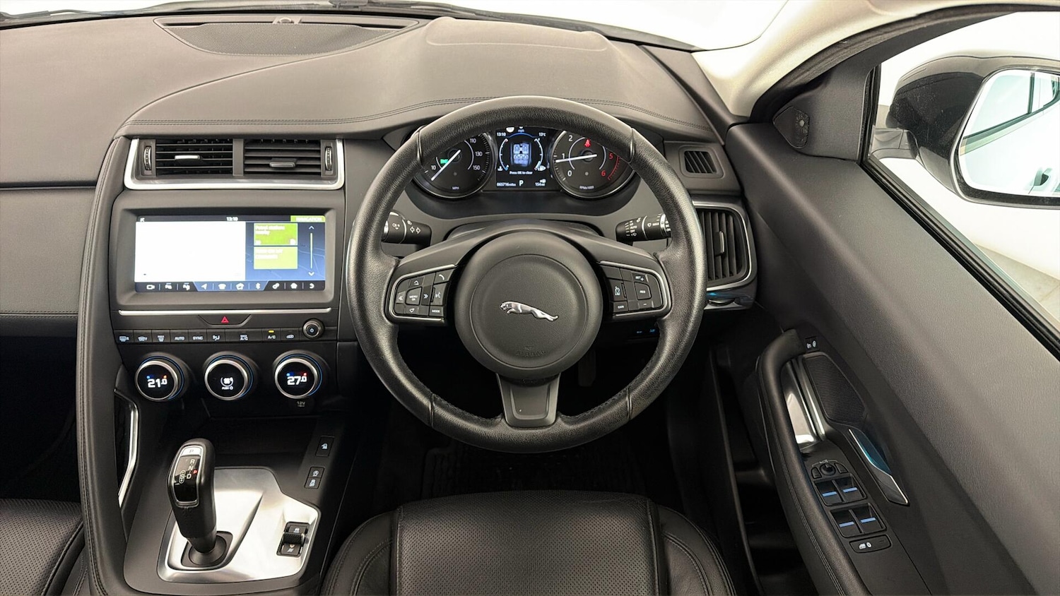 Used Jaguar E-Pace 2018 for sale - 77442570: Photo 10