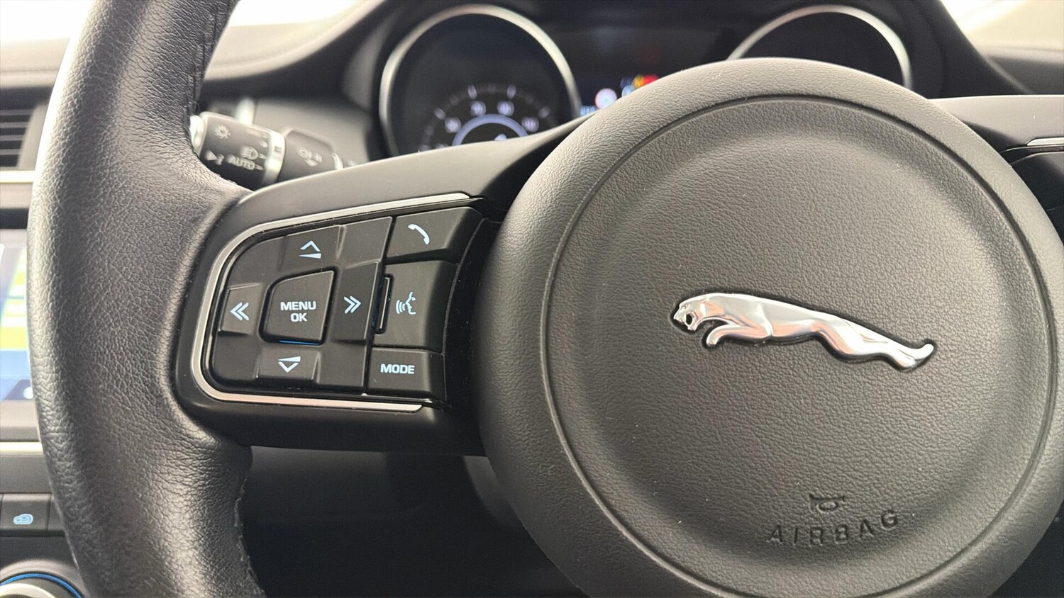 Used Jaguar E-Pace 2018 for sale - 77442570: Photo 17