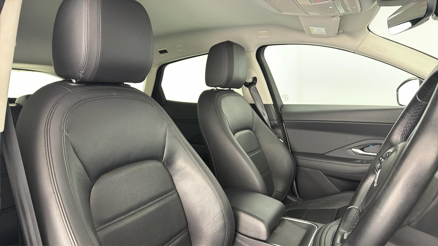 Used Jaguar E-Pace 2018 for sale - 77442570: Photo 33