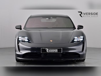 Used Porsche Taycan 2021 for sale - 76927853: Photo