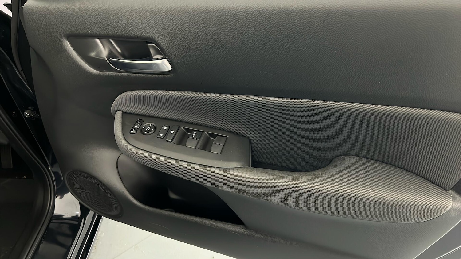 Used Honda Jazz 2023 for sale - 76773225: Photo 30