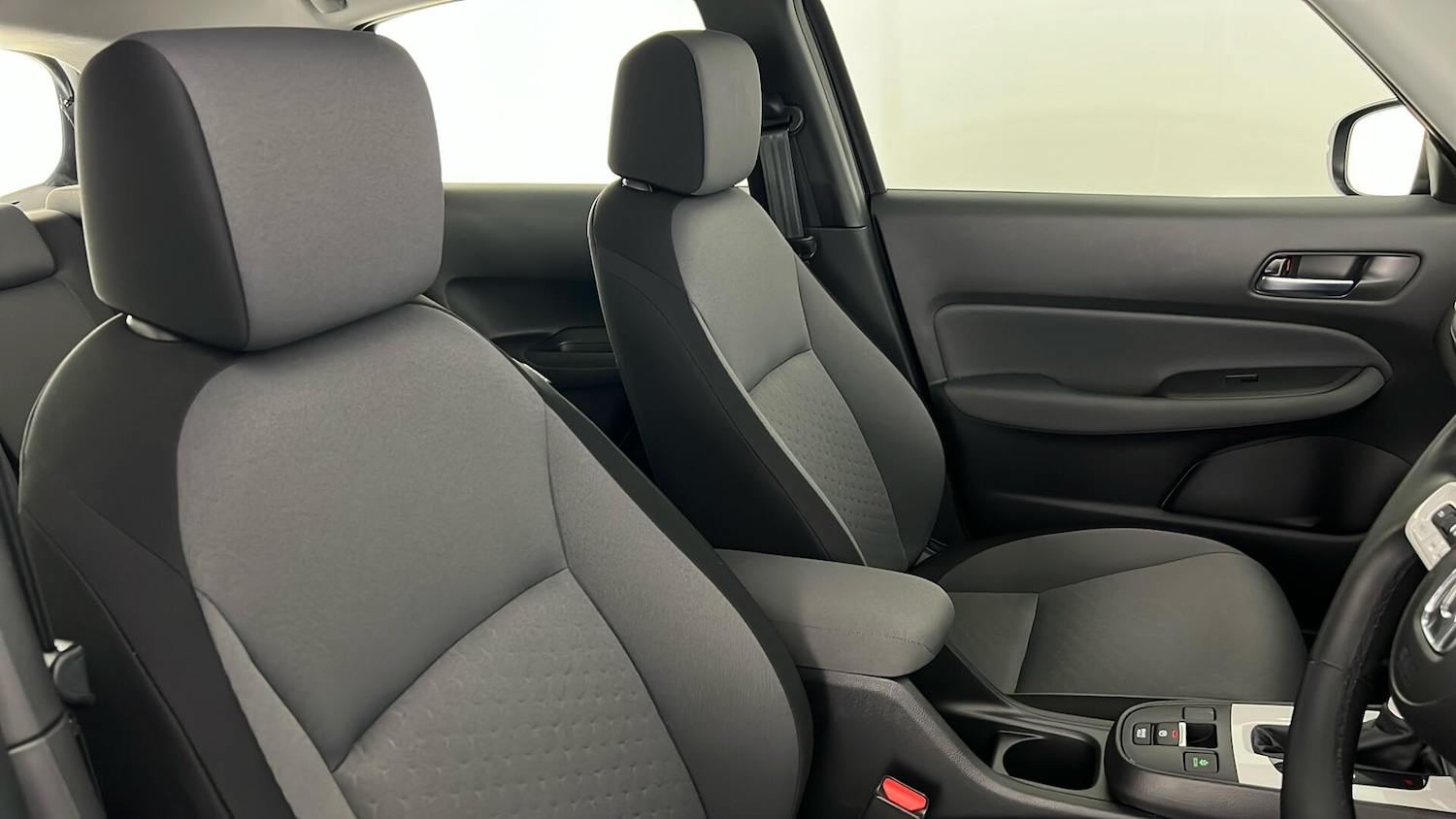 Used Honda Jazz 2023 for sale - 76773225: Photo 32