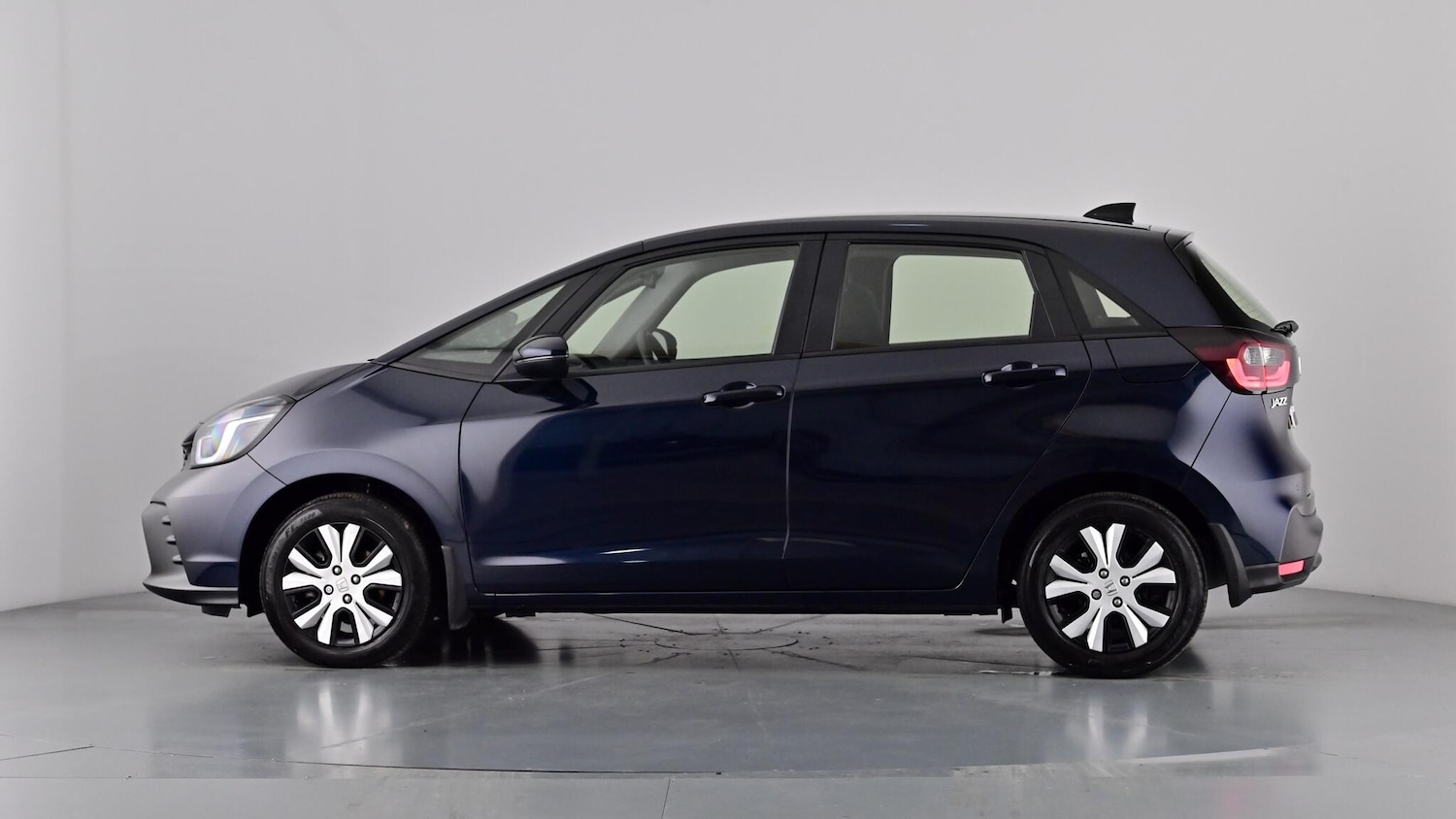 Used Honda Jazz 2023 for sale - 76773225: Photo 60