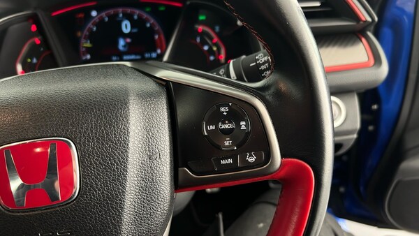Used Honda Civic 2018 for sale - 76338737: Photo 18