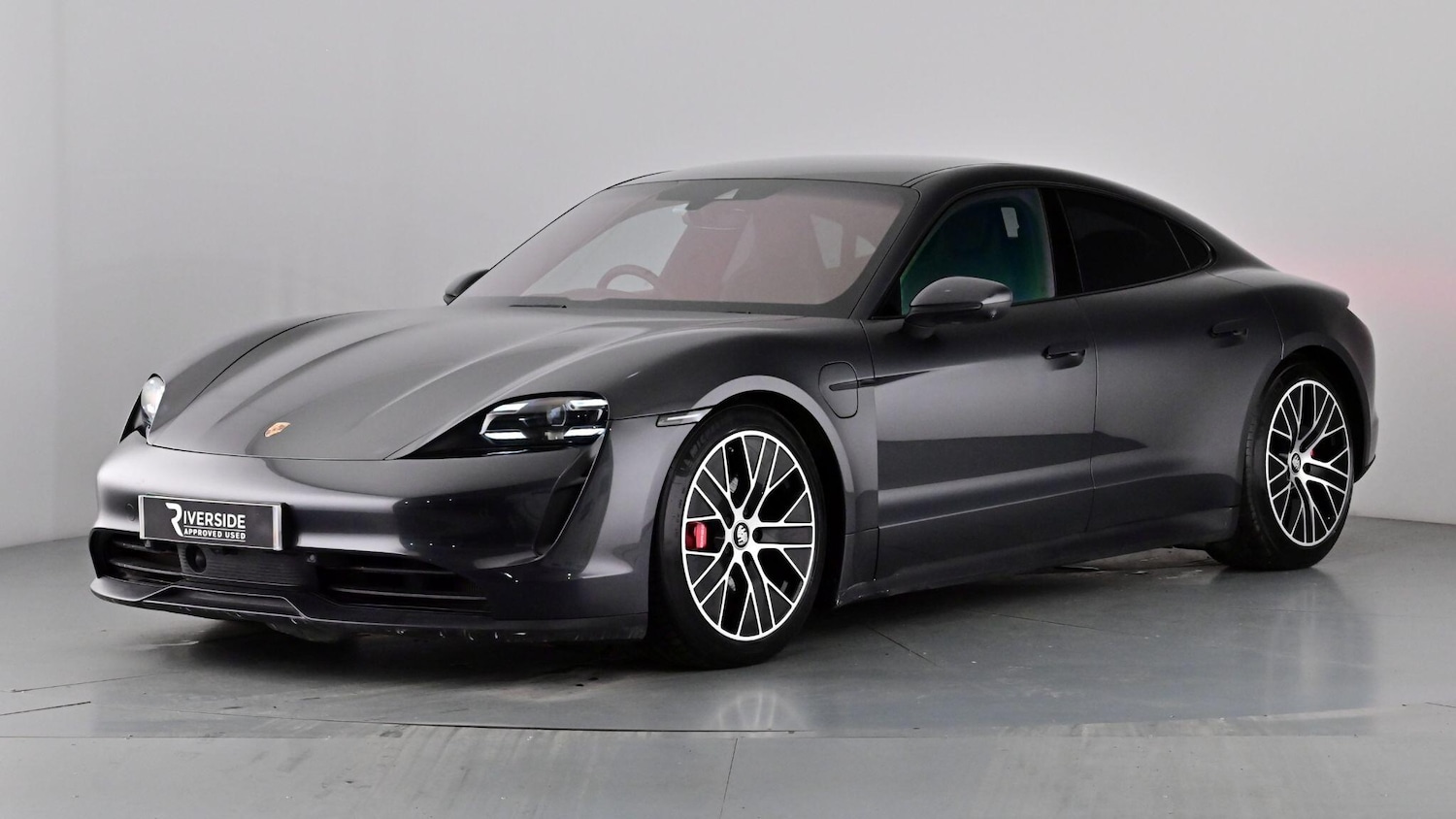 Used Porsche Taycan 2021 for sale - 77307627: Photo 11