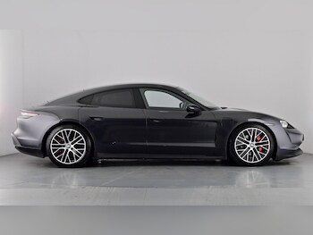 Used Porsche Taycan 2021 for sale - 77307627: Photo