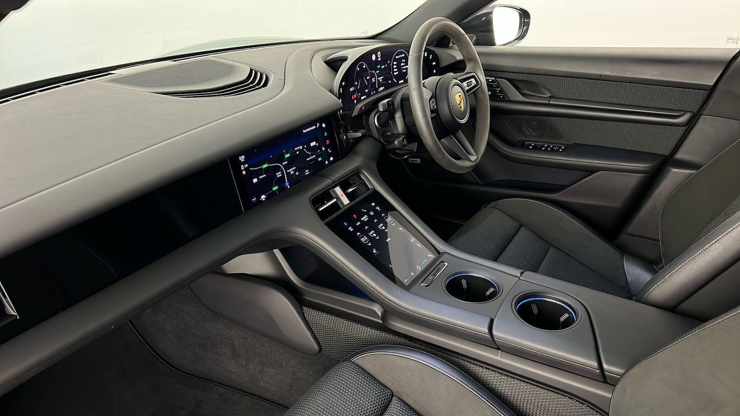 Used Porsche Taycan 2021 for sale - 77307627: Photo 30