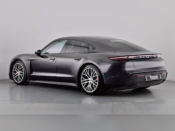 Used Porsche Taycan 2021 for sale - 77307627: Photo