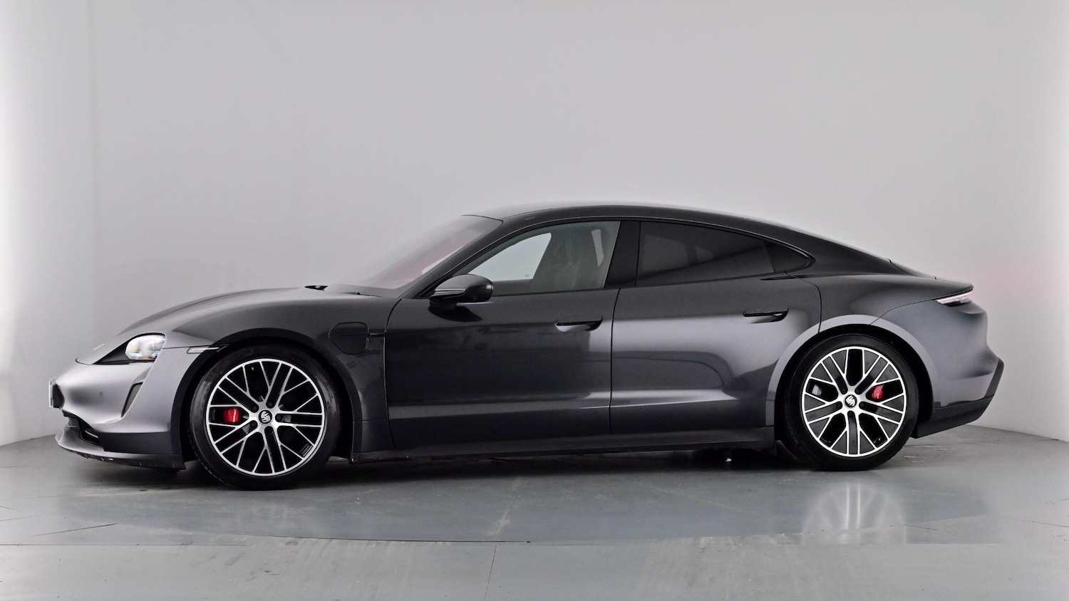 Used Porsche Taycan 2021 for sale - 77307627: Photo 68