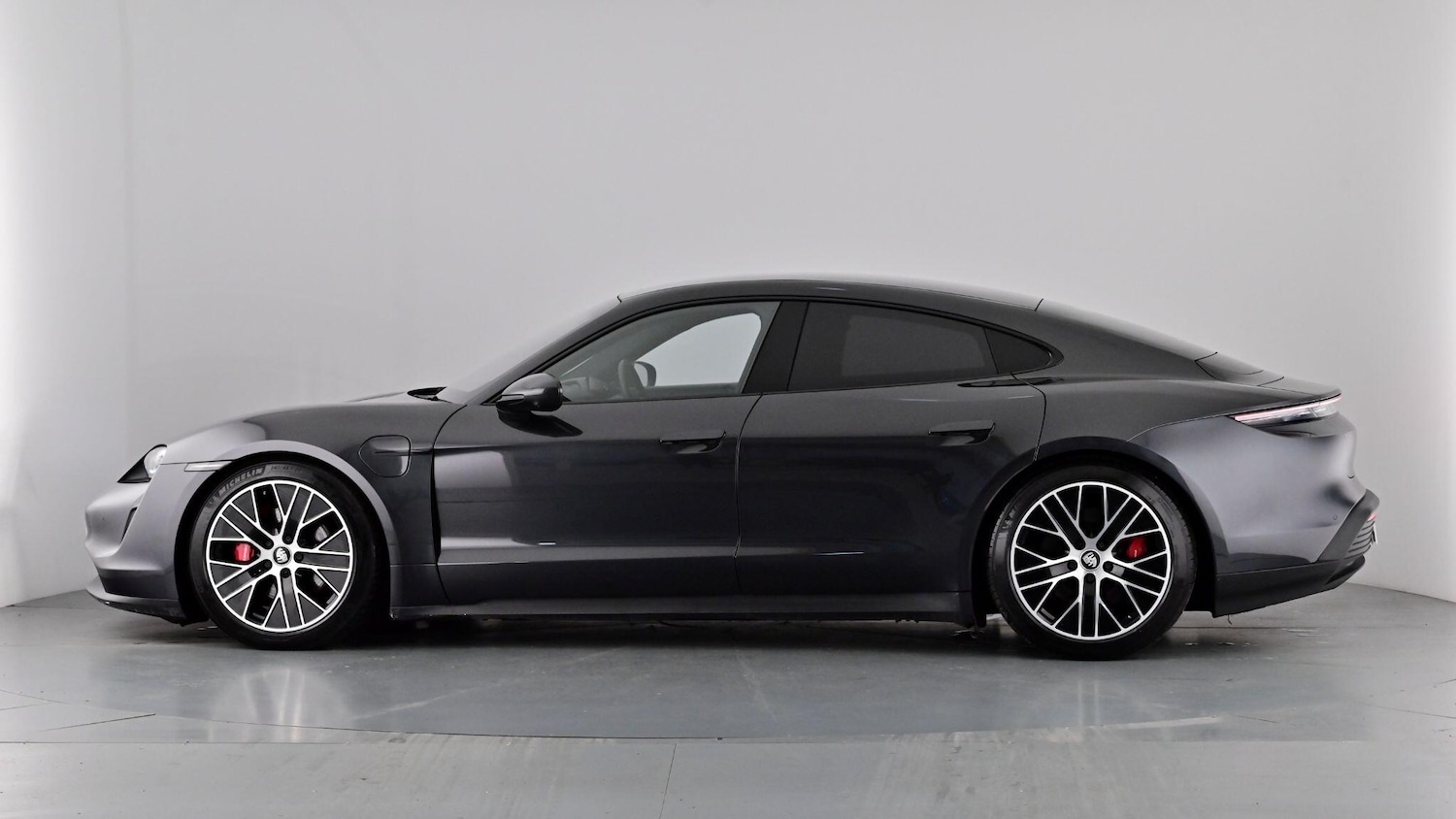 Used Porsche Taycan 2021 for sale - 77307627: Photo 70