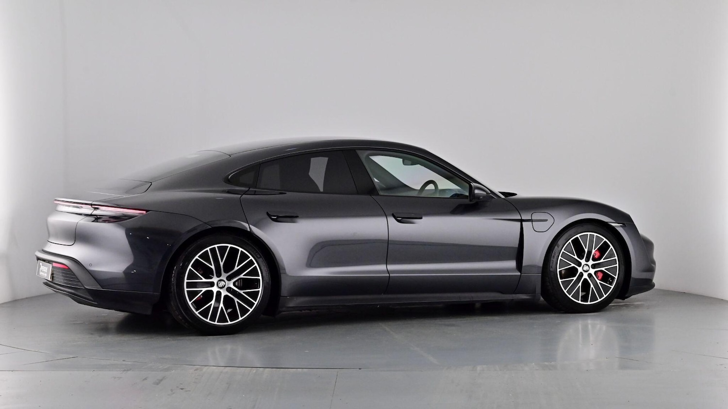 Used Porsche Taycan 2021 for sale - 77307627: Photo 85