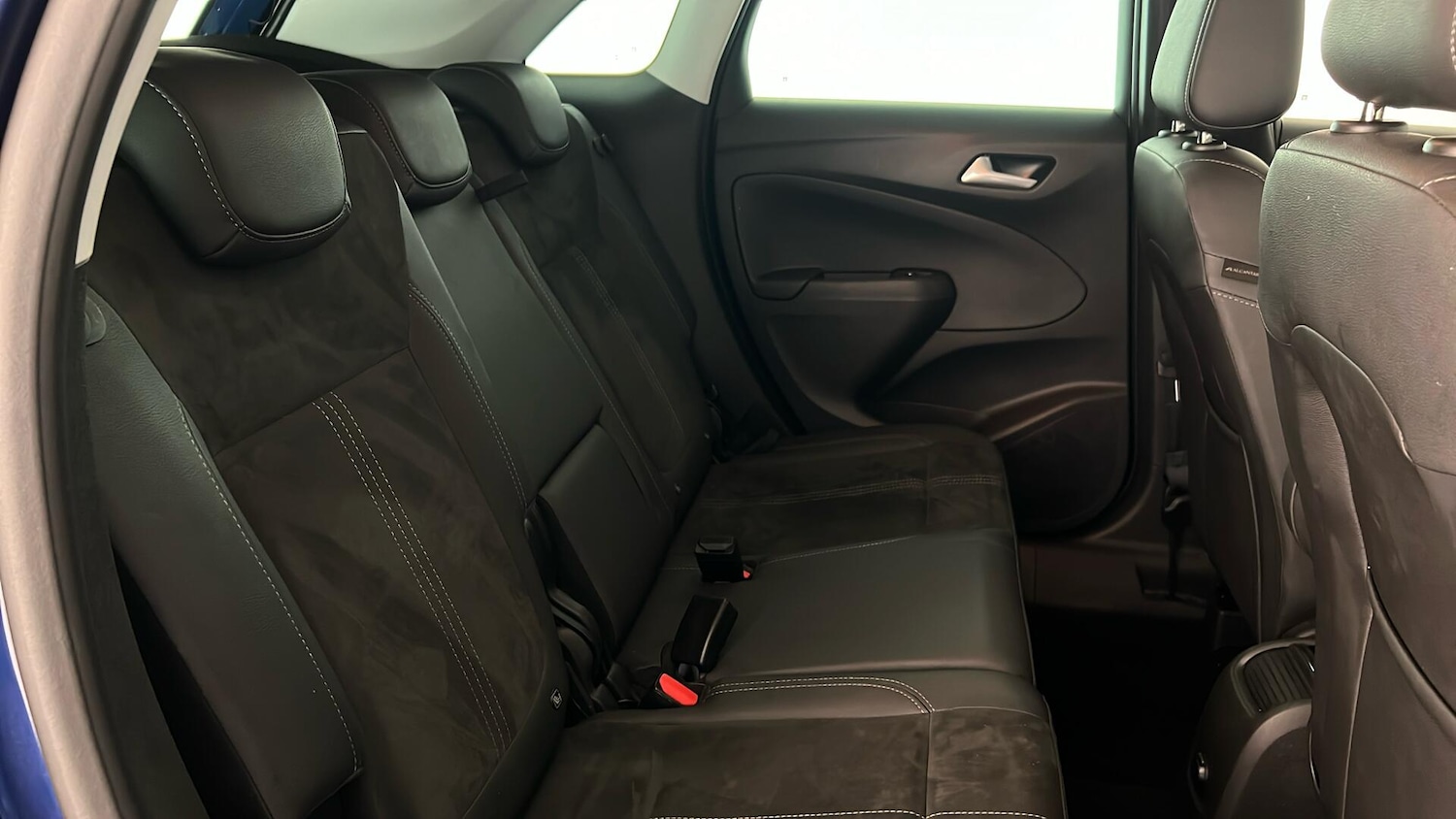 Used Vauxhall Crossland 2022 for sale - 76960060: Photo 13