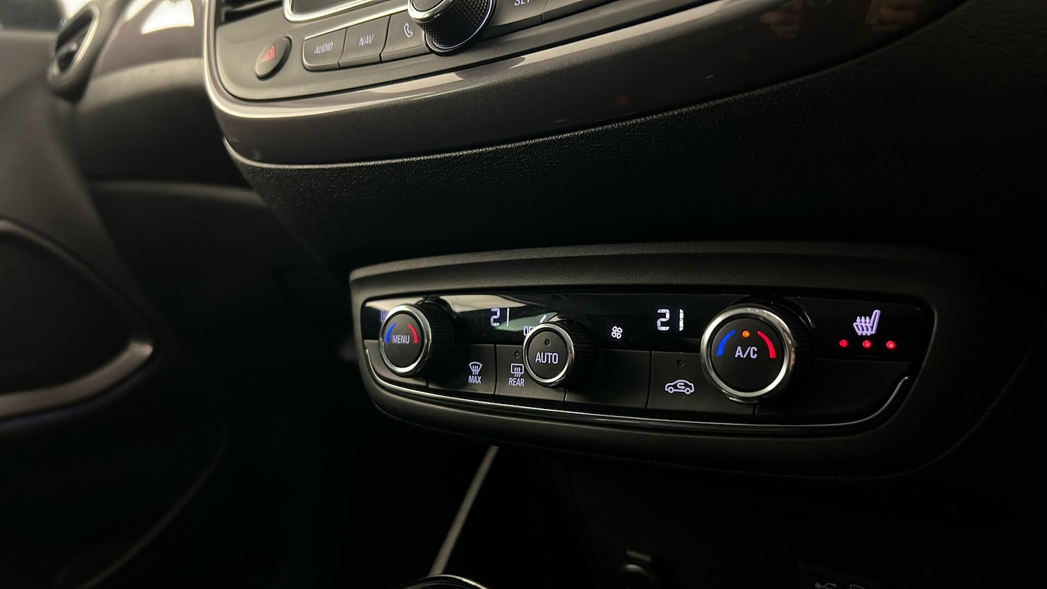 Used Vauxhall Crossland 2022 for sale - 76960060: Photo 20