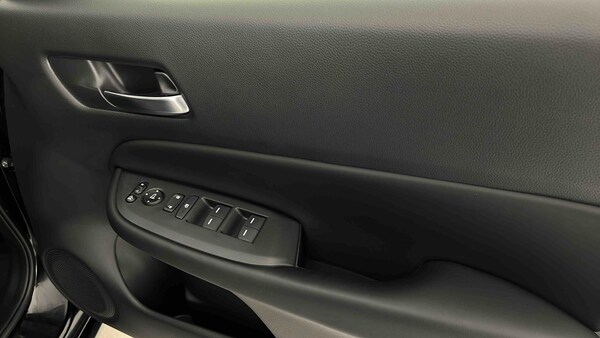 Used Honda Jazz 2025 for sale - 75468866: Photo 31