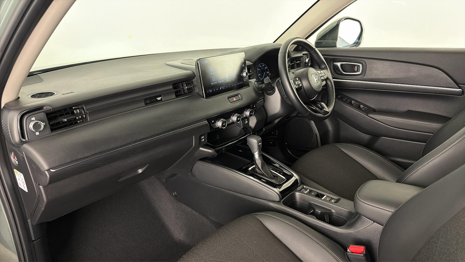 Used Honda HR-V 2025 for sale - 78000332: Photo 8