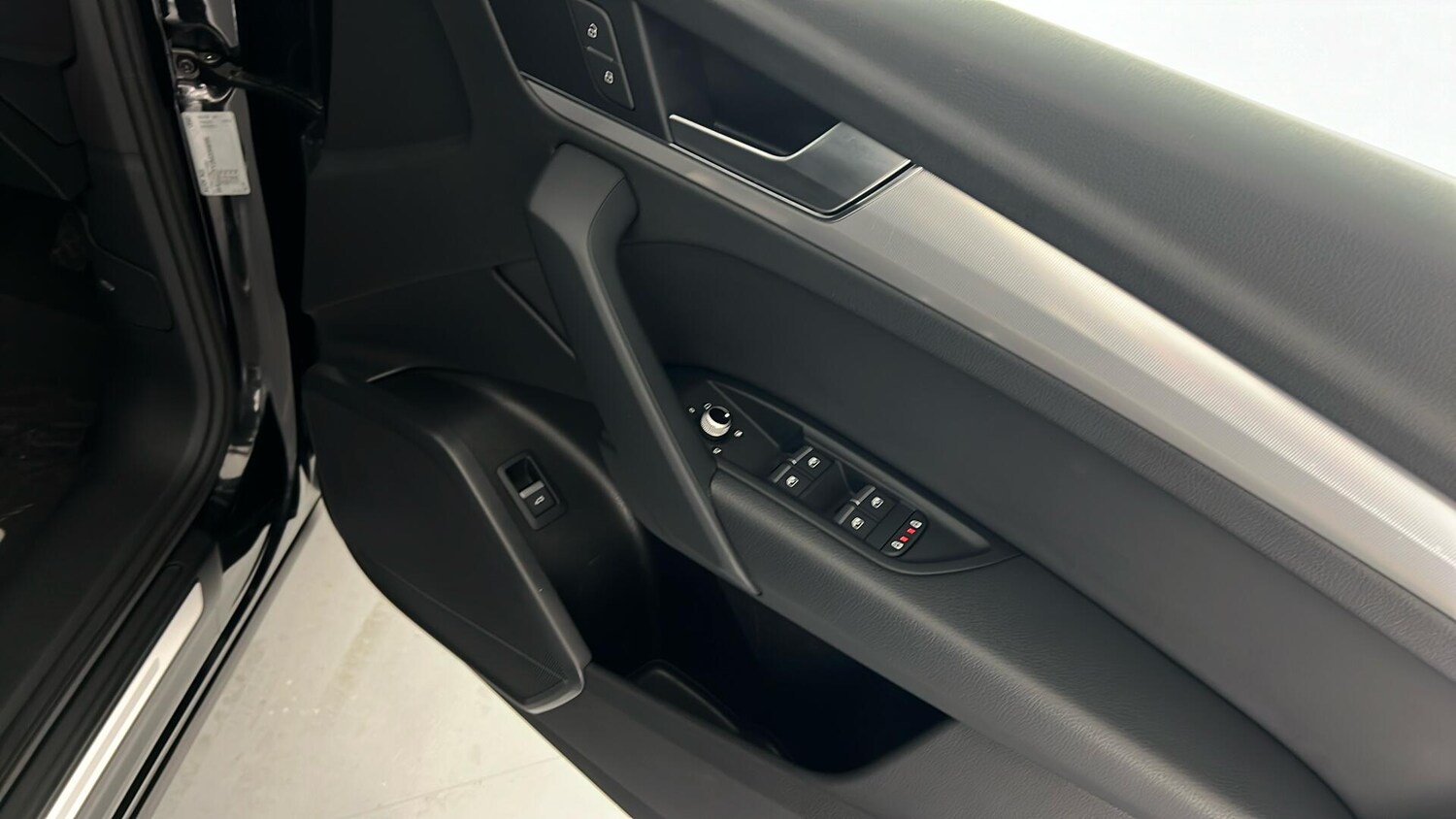 Vehicle 34