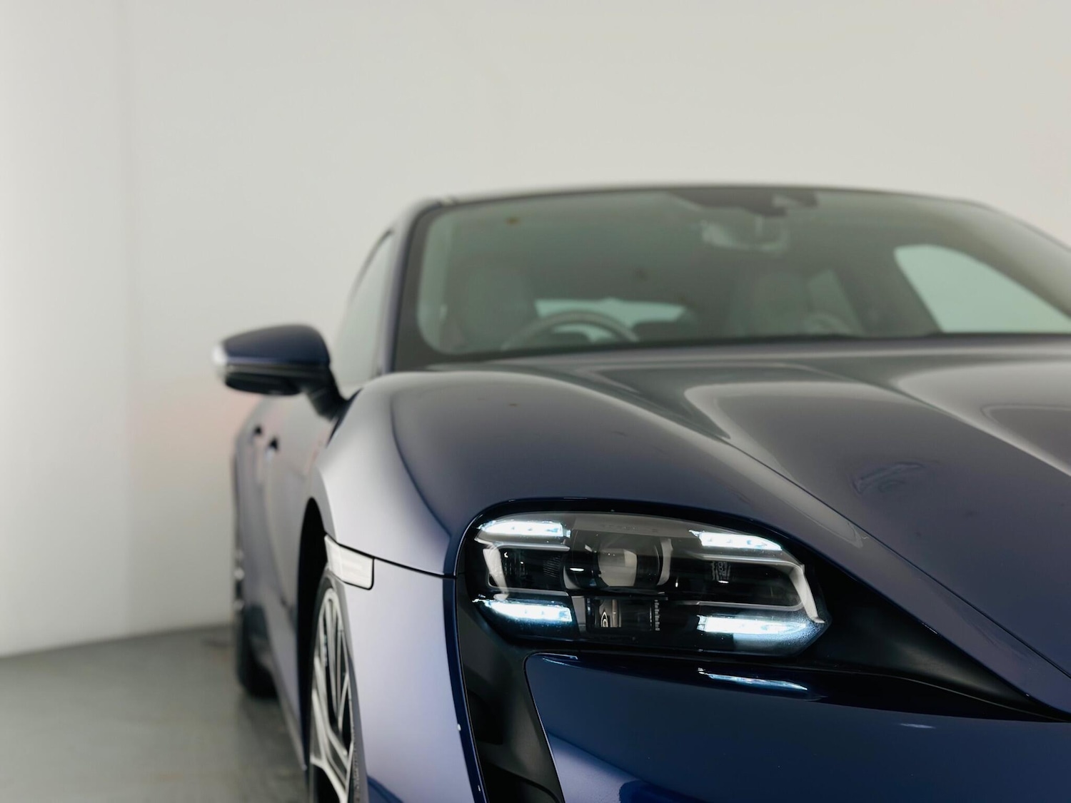 Used Porsche Taycan 2021 for sale - 77293481: Photo 22