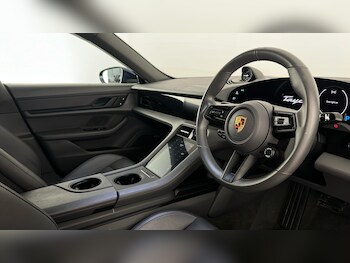 Used Porsche Taycan 2021 for sale - 77293481: Photo