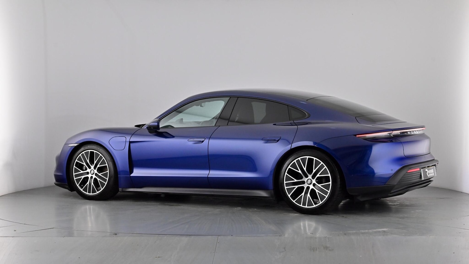 Used Porsche Taycan 2021 for sale - 77293481: Photo 65