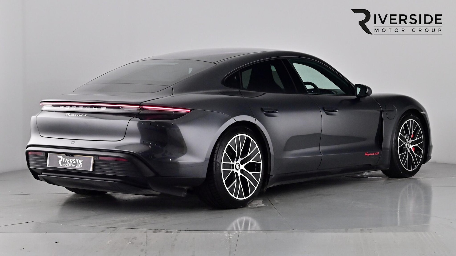 Used Porsche Taycan 2020 for sale - 76575065: Photo 11