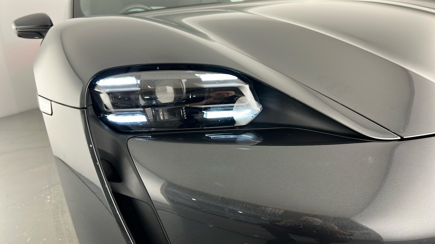 Used Porsche Taycan 2020 for sale - 76575065: Photo 14