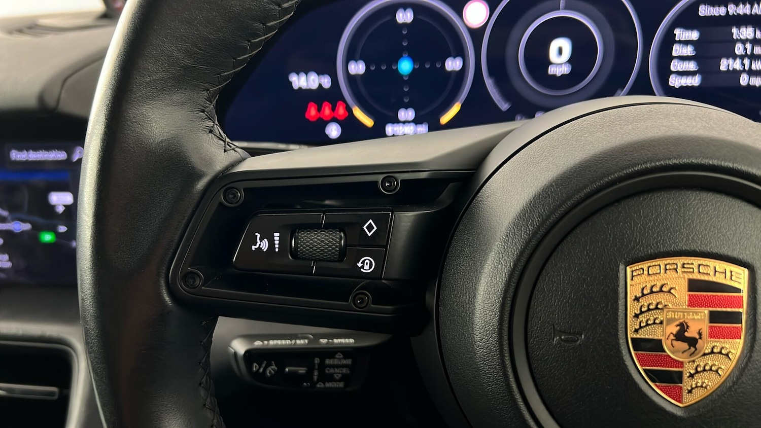 Used Porsche Taycan 2020 for sale - 76575065: Photo 24