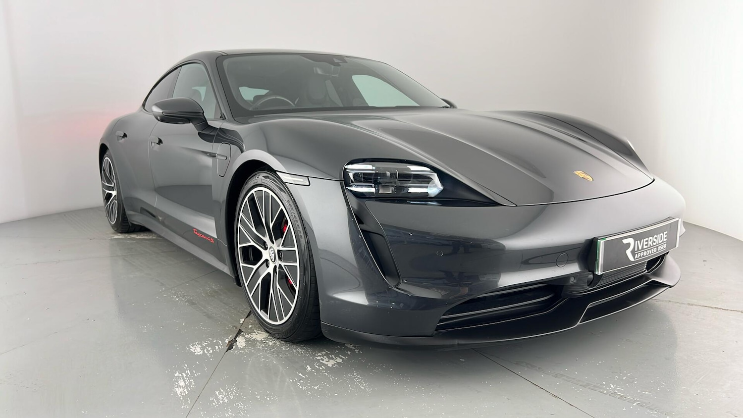 Used Porsche Taycan 2020 for sale - 76575065: Photo 25