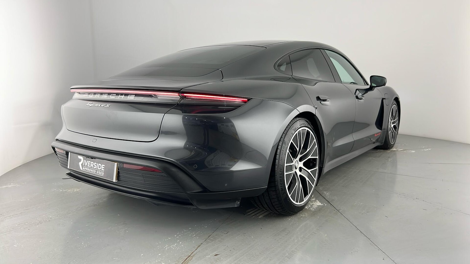 Used Porsche Taycan 2020 for sale - 76575065: Photo 27