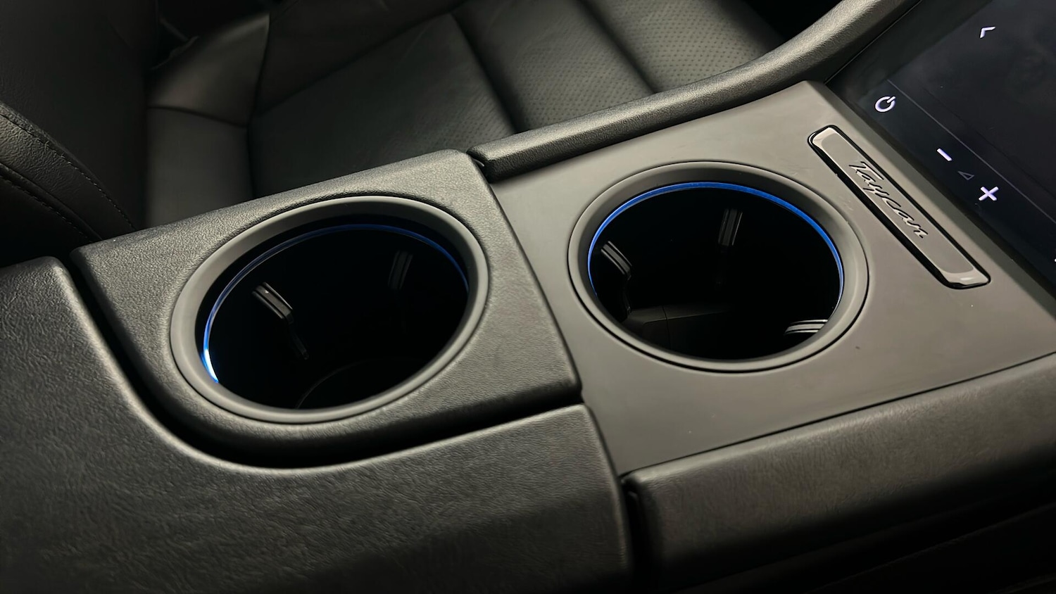 Used Porsche Taycan 2020 for sale - 76575065: Photo 29