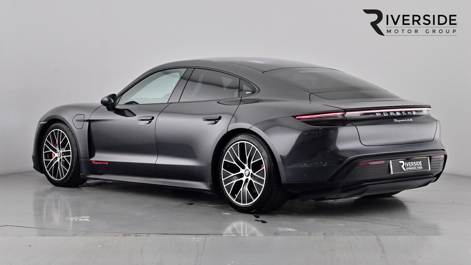 Used Porsche Taycan 2020 for sale - 76575065: Photo 4